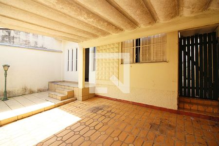 Casa à venda com 170m², 3 quartos e 2 vagasGaragem