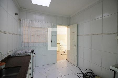 Casa à venda com 170m², 3 quartos e 2 vagasCozinha 