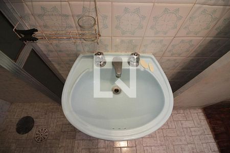 Casa à venda com 170m², 3 quartos e 2 vagasQuarto 1 - Suíte Banheiro 