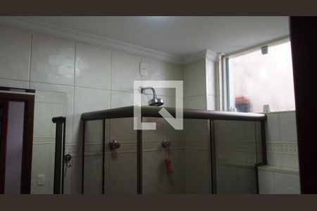 Casa à venda com 223m², 3 quartos e 2 vagasBanheiro