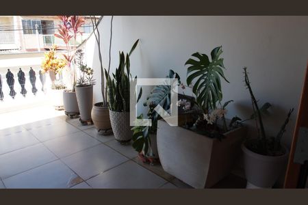 Casa à venda com 223m², 3 quartos e 2 vagasVaranda Suíte