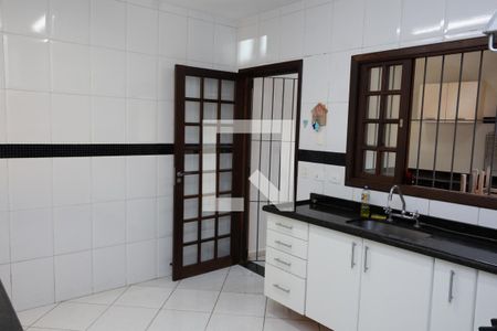Casa à venda com 188m², 4 quartos e 1 vaga Casa à venda com 188m², 4 quartos e 1 vagaCozinha