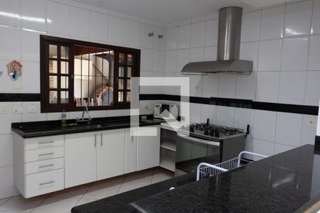 Casa à venda com 188m², 4 quartos e 1 vaga Casa à venda com 188m², 4 quartos e 1 vagaCozinha