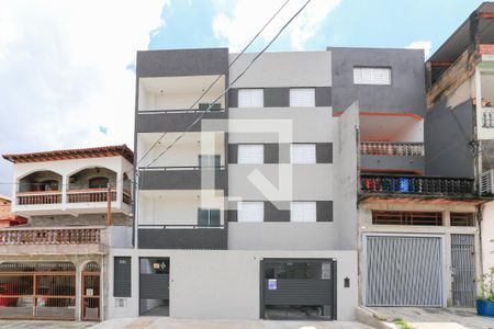 Apartamento à venda com 43m², 2 quartos e 1 vaga Apartamento à venda com 43m², 2 quartos e 1 vagaFachada