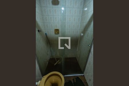 Casa à venda com 437m², 5 quartos e 2 vagasBanheiro 2