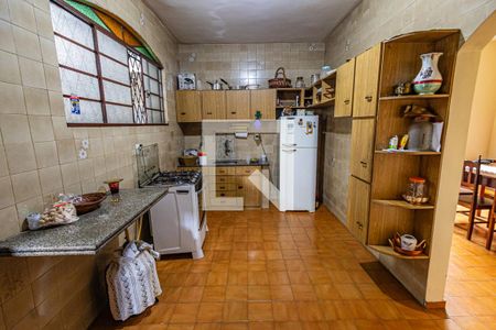 Casa à venda com 437m², 5 quartos e 2 vagasCozinha