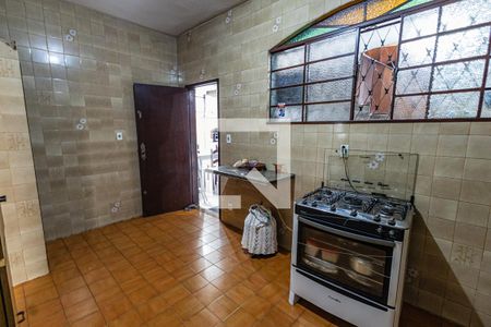 Casa à venda com 437m², 5 quartos e 2 vagasCozinha