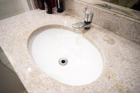 Apartamento à venda com 87m², 3 quartos e 1 vaga Apartamento à venda com 87m², 3 quartos e 1 vagaBanheiro do quarto 2