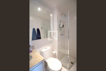 Apartamento à venda com 65m², 2 quartos e 1 vaga Apartamento à venda com 65m², 2 quartos e 1 vagaBanheiro da Suíte