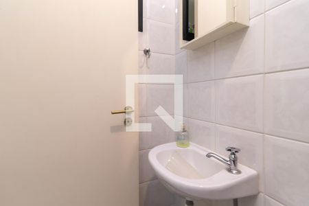 Apartamento à venda com 136m², 4 quartos e 2 vagasBanheiro de Serviço