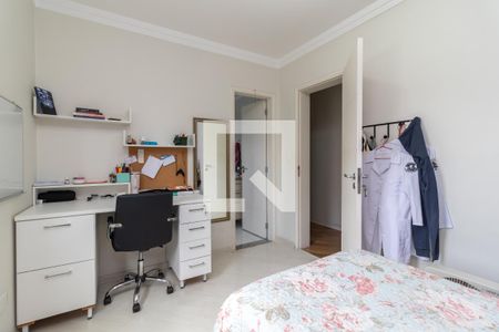 Apartamento à venda com 136m², 4 quartos e 2 vagasSuíte 2