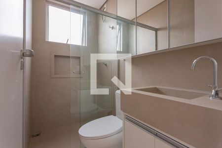 Apartamento à venda com 60m², 2 quartos e 1 vaga Apartamento à venda com 60m², 2 quartos e 1 vagaBanheiro da Suíte
