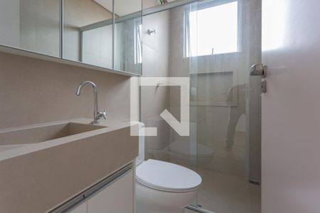 Apartamento à venda com 60m², 2 quartos e 1 vaga Apartamento à venda com 60m², 2 quartos e 1 vagaBanheiro da Suíte