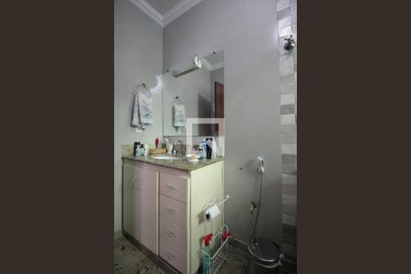 Casa à venda com 332m², 5 quartos e 3 vagasBanheiro da Suite 1