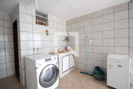 Casa à venda com 332m², 5 quartos e 3 vagasArea de Serviço