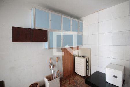 Casa à venda com 332m², 5 quartos e 3 vagasQuarto de Serviço