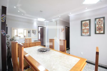 Casa à venda com 332m², 5 quartos e 3 vagasCopa