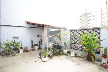 Casa à venda com 332m², 5 quartos e 3 vagasQuintal