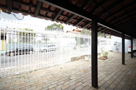 Casa à venda com 332m², 5 quartos e 3 vagasGaragem