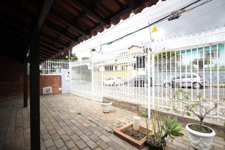 Casa à venda com 332m², 5 quartos e 3 vagasGaragem