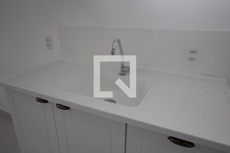 Sala/Cozinha de apartamento para alugar com 2 quartos, 33m² em Piqueri, São Paulo