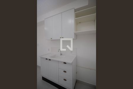 Sala/Cozinha de apartamento para alugar com 2 quartos, 33m² em Piqueri, São Paulo