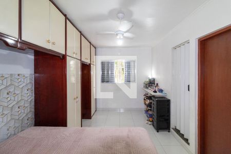 Casa à venda com 200m², 2 quartos e sem vaga Casa à venda com 200m², 2 quartos e sem vagaSuíte 2