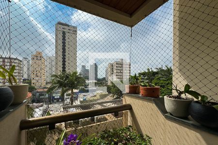 Apartamento à venda com 200m², 3 quartos e 3 vagas Apartamento à venda com 200m², 3 quartos e 3 vagasSacada