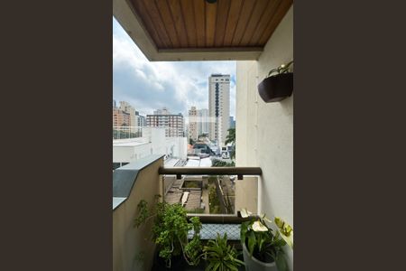 Apartamento à venda com 200m², 3 quartos e 3 vagas Apartamento à venda com 200m², 3 quartos e 3 vagasSacada