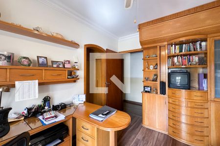 Apartamento à venda com 200m², 3 quartos e 3 vagas Apartamento à venda com 200m², 3 quartos e 3 vagasSuite 3