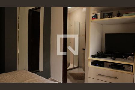 Casa de condomínio à venda com 160m², 3 quartos e 3 vagasQuarto Suíte