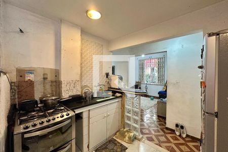 Apartamento à venda com 48m², 2 quartos e sem vaga Apartamento à venda com 48m², 2 quartos e sem vagaCozinha