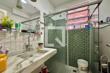 Apartamento à venda com 48m², 2 quartos e sem vaga Apartamento à venda com 48m², 2 quartos e sem vagaBanheiro