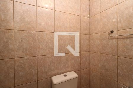 Casa à venda com 166m², 3 quartos e 1 vagaBanheiro Casa Fundos