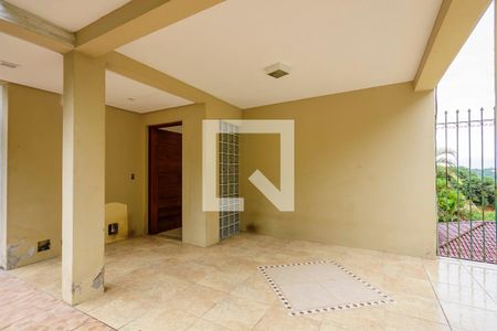 Casa à venda com 266m², 3 quartos e 4 vagas Casa à venda com 266m², 3 quartos e 4 vagasEntrada