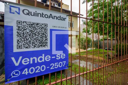 Casa à venda com 266m², 3 quartos e 4 vagas Casa à venda com 266m², 3 quartos e 4 vagasPlaquinha