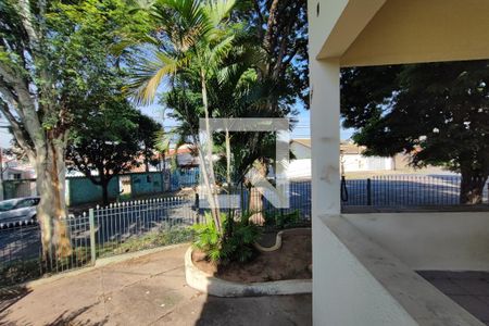 Casa à venda com 49m², 3 quartos e 2 vagasQuintal