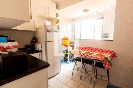 Apartamento à venda com 51m², 2 quartos e 1 vaga Apartamento à venda com 51m², 2 quartos e 1 vagaCozinha