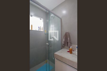 Casa para alugar com 254m², 4 quartos e 2 vagas Casa para alugar com 254m², 4 quartos e 2 vagasBanheiro da Suíte 2