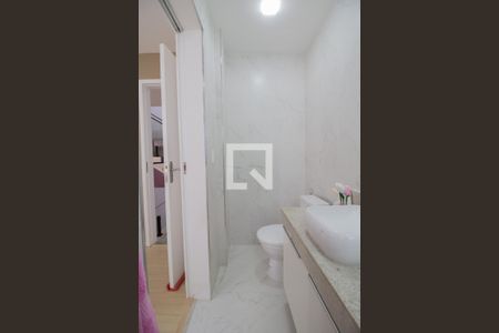 Casa para alugar com 254m², 4 quartos e 2 vagas Casa para alugar com 254m², 4 quartos e 2 vagasBanheiro da Suíte 1