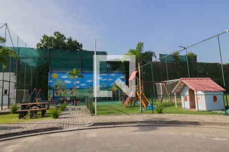 Casa para alugar com 254m², 4 quartos e 2 vagas Casa para alugar com 254m², 4 quartos e 2 vagasÁrea comum