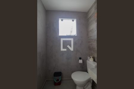 Casa para alugar com 254m², 4 quartos e 2 vagas Casa para alugar com 254m², 4 quartos e 2 vagasLavabo 1