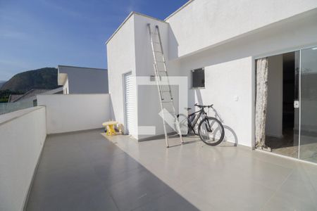 Casa para alugar com 254m², 4 quartos e 2 vagas Casa para alugar com 254m², 4 quartos e 2 vagasTerraço