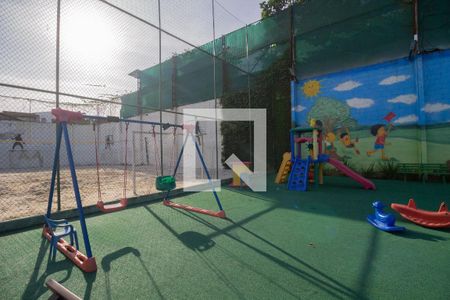 Casa para alugar com 254m², 4 quartos e 2 vagas Casa para alugar com 254m², 4 quartos e 2 vagasPlayground