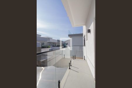 Casa para alugar com 254m², 4 quartos e 2 vagas Casa para alugar com 254m², 4 quartos e 2 vagasVaranda da Suíte 3