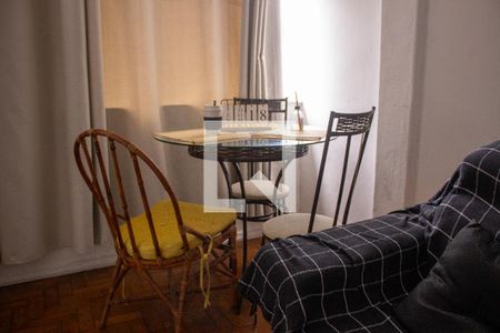 Sala de apartamento para alugar com 1 quarto, 45m² em Glória, Rio de Janeiro