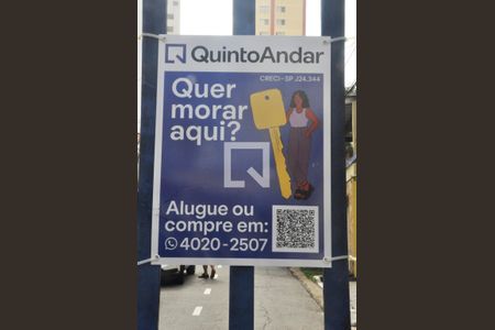 Casa à venda com 240m², 4 quartos e 4 vagas Casa à venda com 240m², 4 quartos e 4 vagasPlaca Quinto Andar