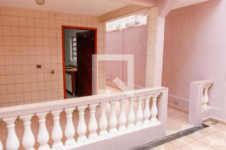 Casa para alugar com 200m², 2 quartos e 2 vagas Casa para alugar com 200m², 2 quartos e 2 vagasÁrea comum