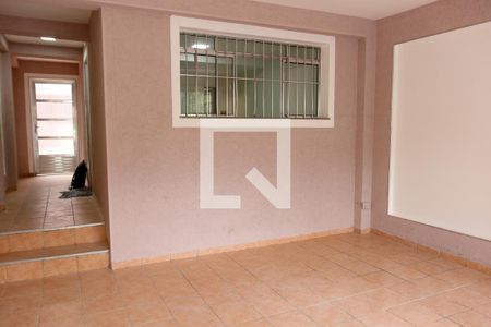Casa para alugar com 200m², 2 quartos e 2 vagas Casa para alugar com 200m², 2 quartos e 2 vagasGaragem