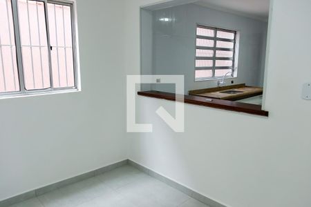 Casa para alugar com 200m², 2 quartos e 2 vagas Casa para alugar com 200m², 2 quartos e 2 vagasSala de Jantar